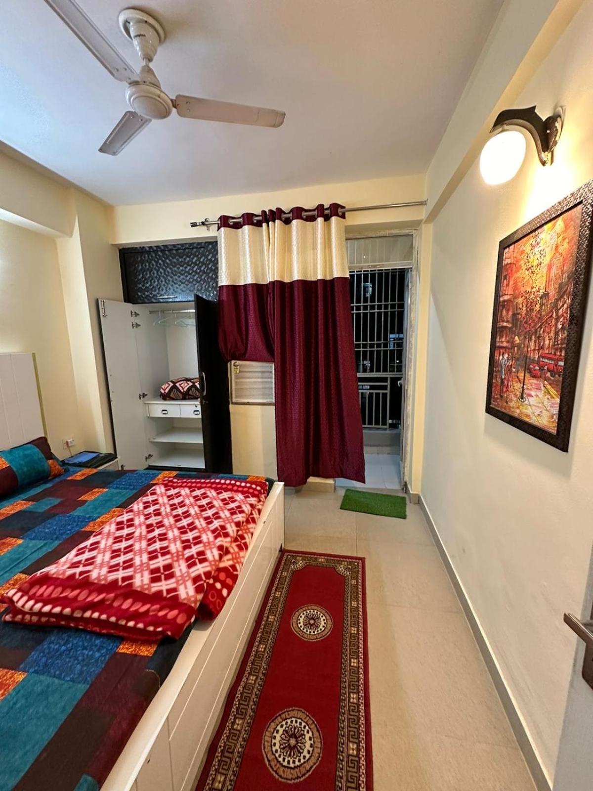 Royal Ambience Apartment Газиабад Екстериор снимка